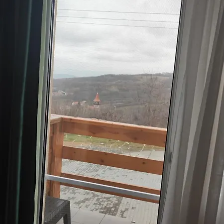 Prislop Hotel *